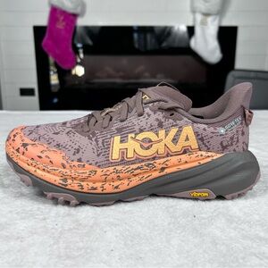Hoka Speedgoat 6 GTX Size 8.5B Womens Multicolor Trail Waterproof Running Shoes